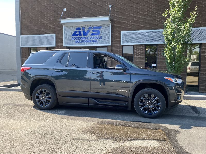 2021 Chevrolet Traverse RS with Braun wheelchair lowered floor conversion